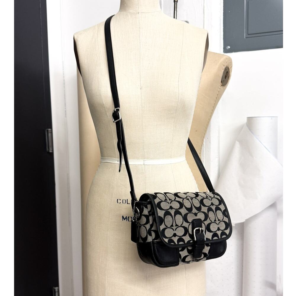 Coach Hadley Signature Field Bag F30601 Black Khaki Crossbody Shoulder Bag